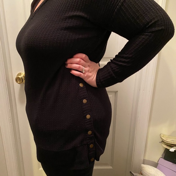 Black Brushed Thermal Waffle Knit Sweater - Picture 3 of 5